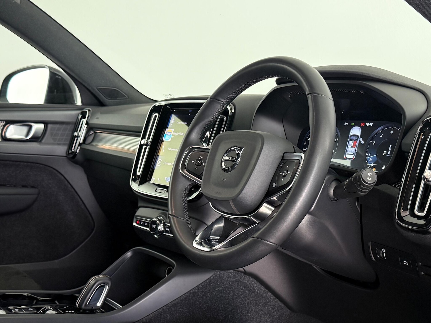 Used Volvo XC40 2022 for sale - 77183069: Photo 20