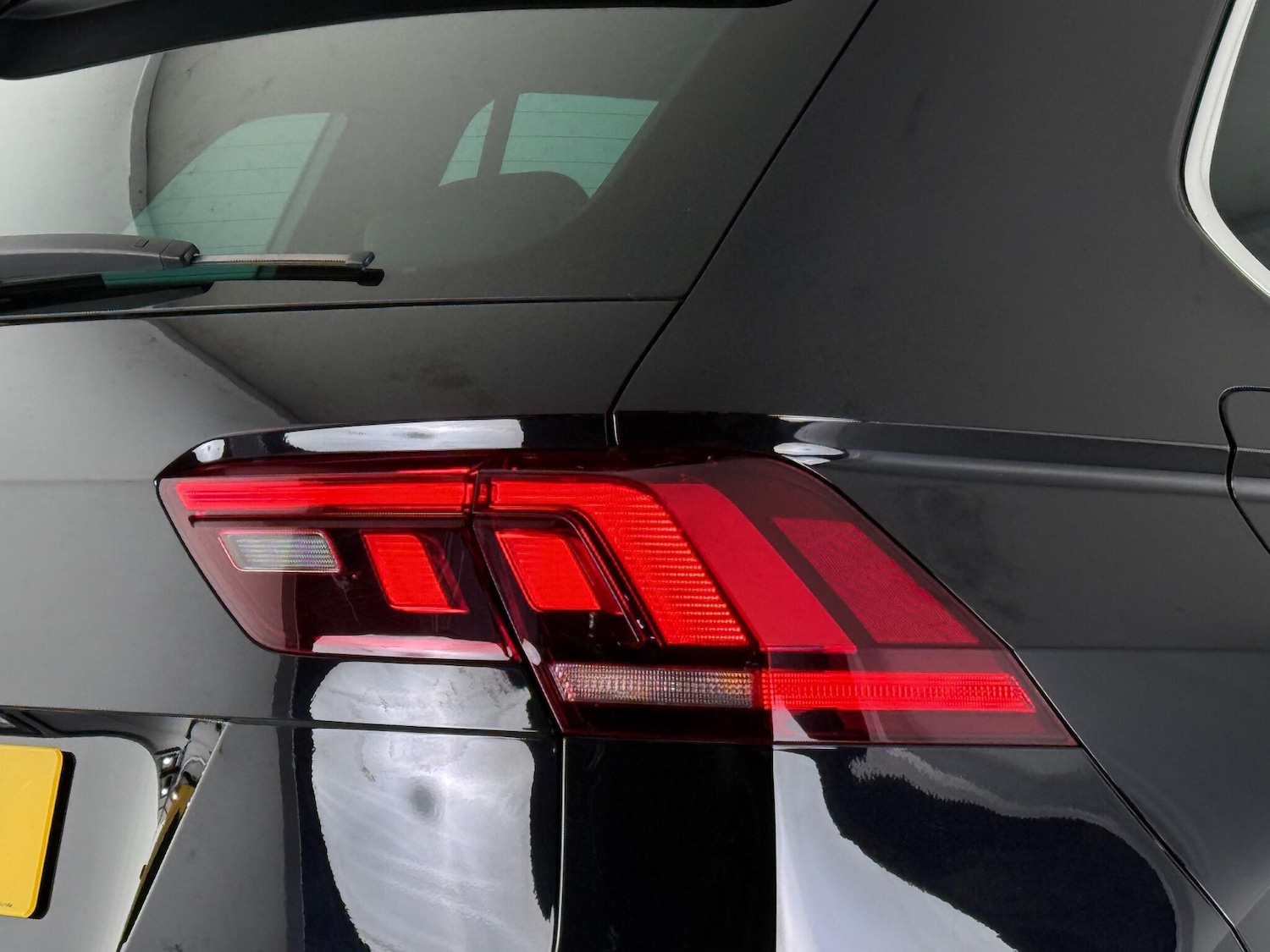 Used Volkswagen Tiguan 2021 for sale - 76467067: Photo 10