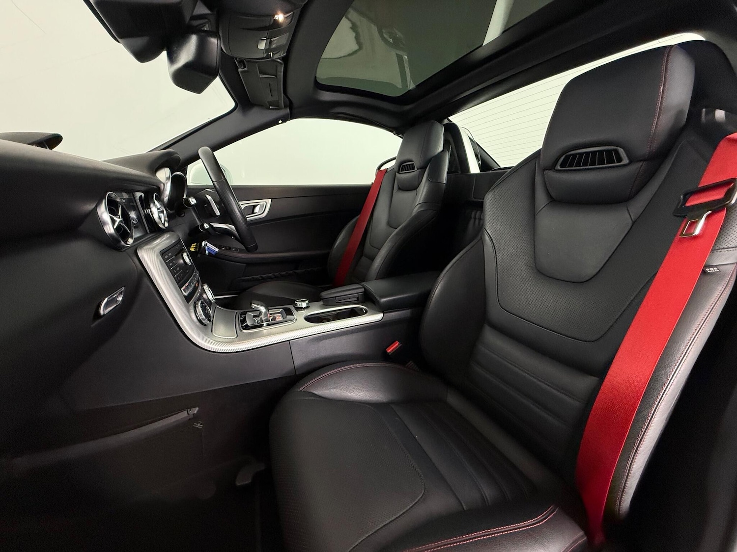 Used Mercedes-Benz SLC 2016 for sale - 76467283: Photo 15