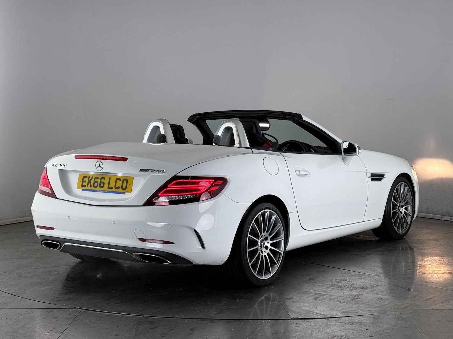 Used Mercedes-Benz SLC 2016 for sale - 76467283: Photo 7