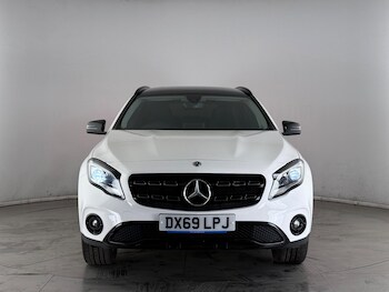 Used Mercedes-Benz GLA 2019 for sale - 77672097: Photo