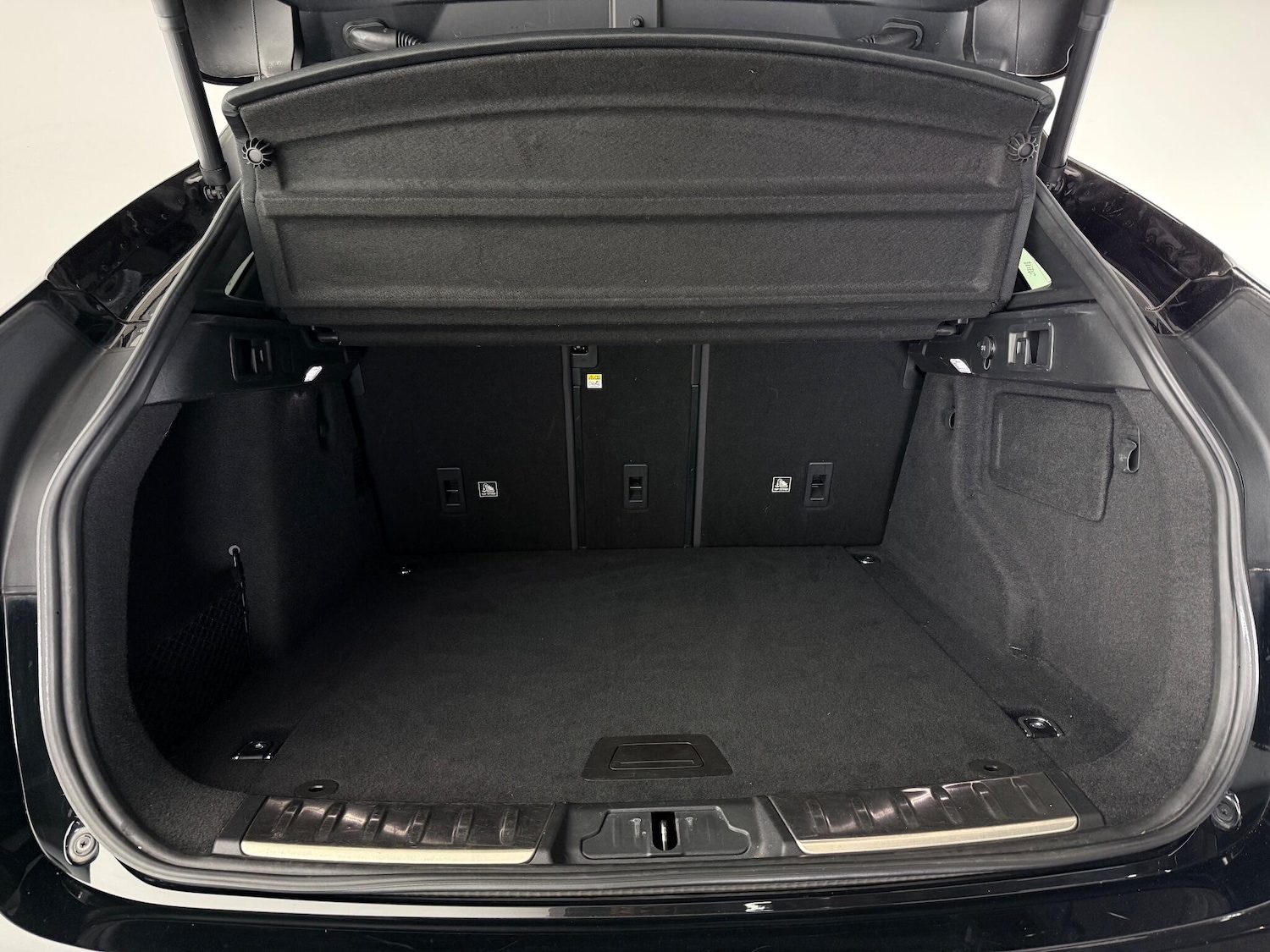 Used Jaguar F-Pace 2018 for sale - 76466903: Photo 11