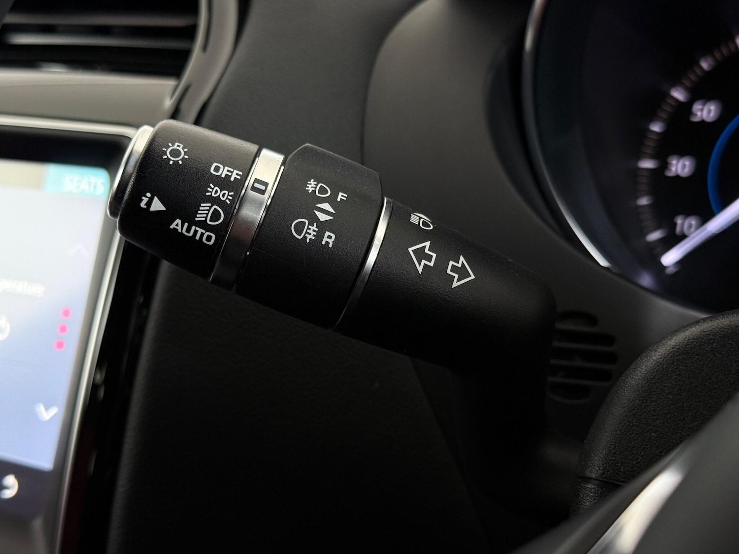 Used Jaguar F-Pace 2018 for sale - 76466903: Photo 24