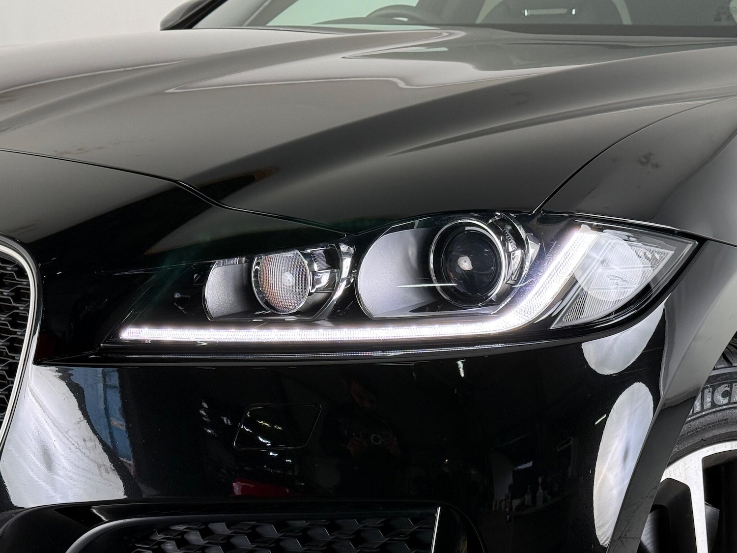 Used Jaguar F-Pace 2018 for sale - 76466903: Photo 8