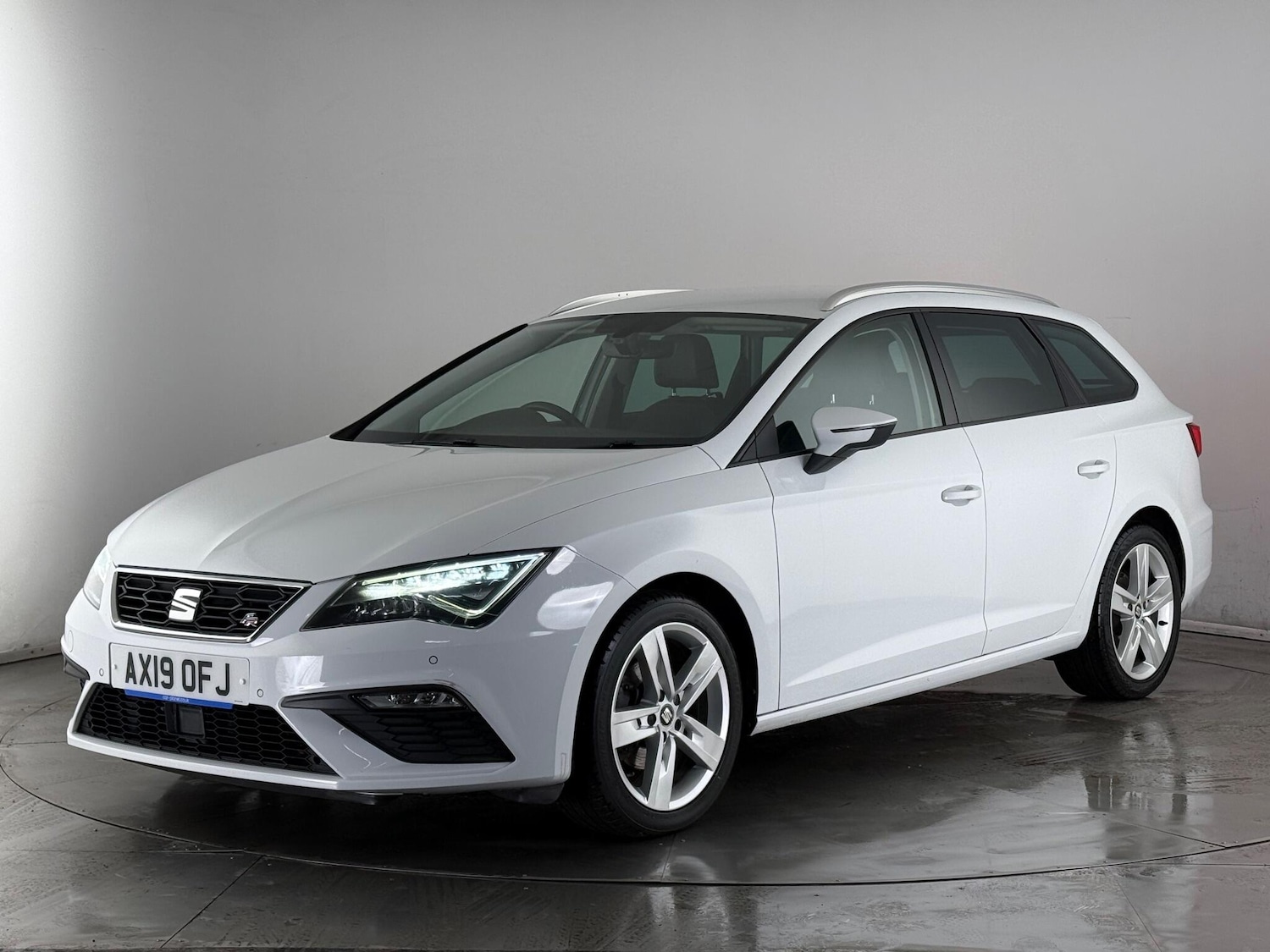 Used SEAT Leon 2019 for sale - 77247157: Photo 3