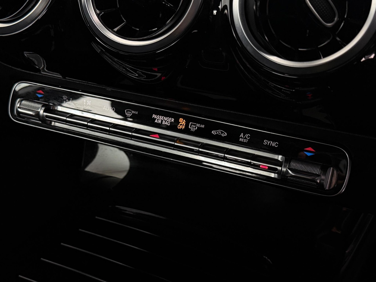 Used Mercedes-Benz A-Class 2019 for sale - 77054071: Photo 37