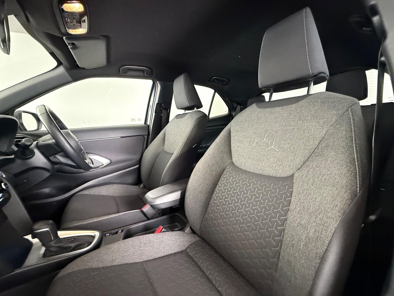 Used Toyota Yaris Cross 2022 for sale - 77182737: Photo 13