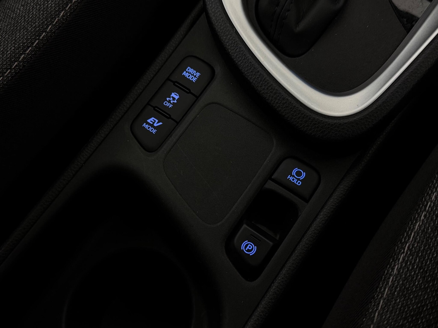 Used Toyota Yaris Cross 2022 for sale - 77182737: Photo 32