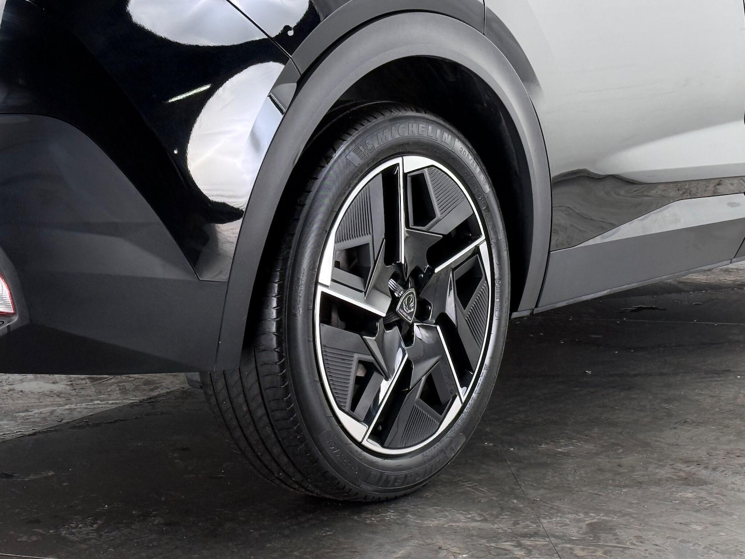 Used Peugeot 408 2024 for sale - 76936625: Photo 12