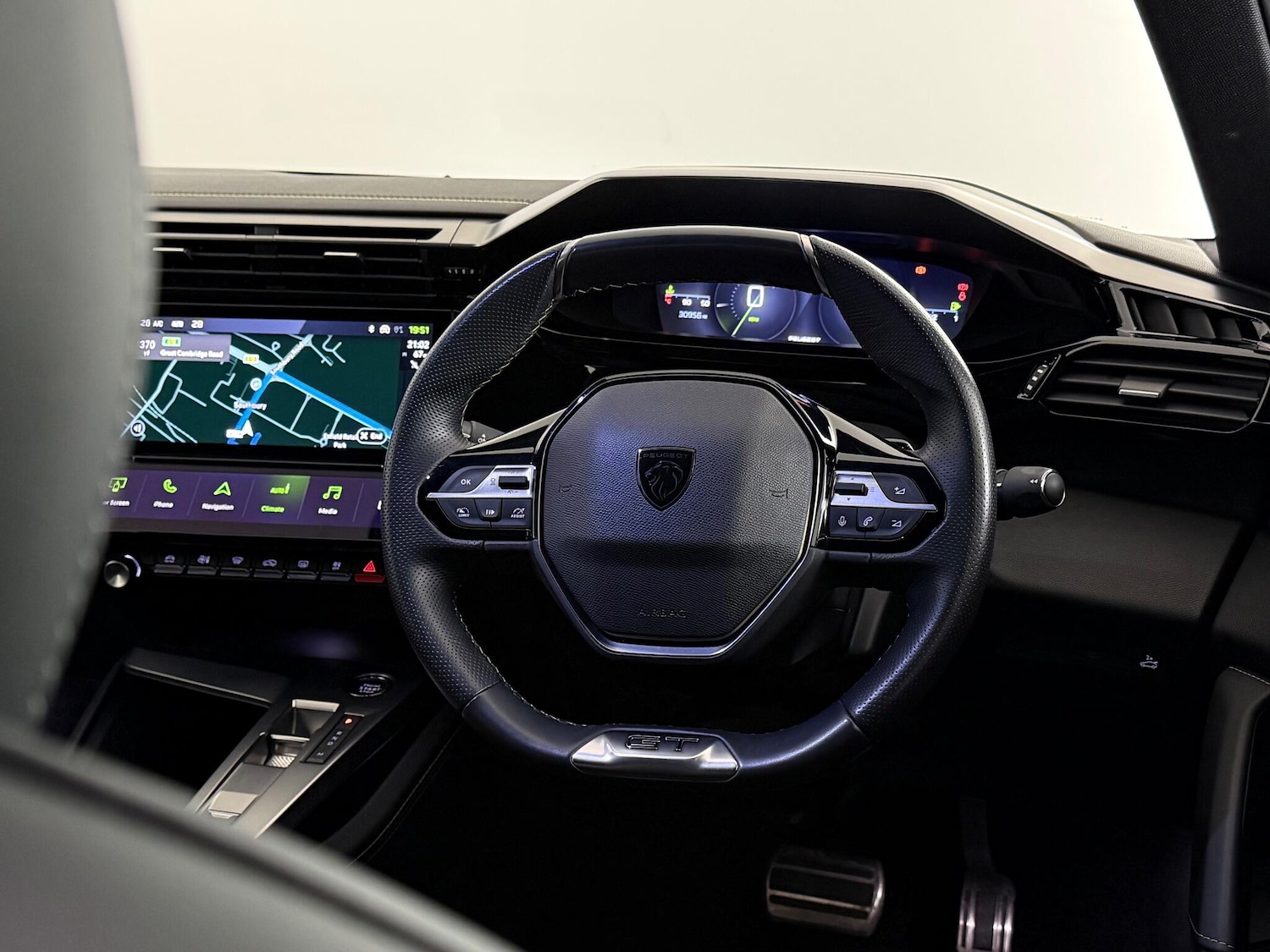 Used Peugeot 408 2024 for sale - 76936625: Photo 23