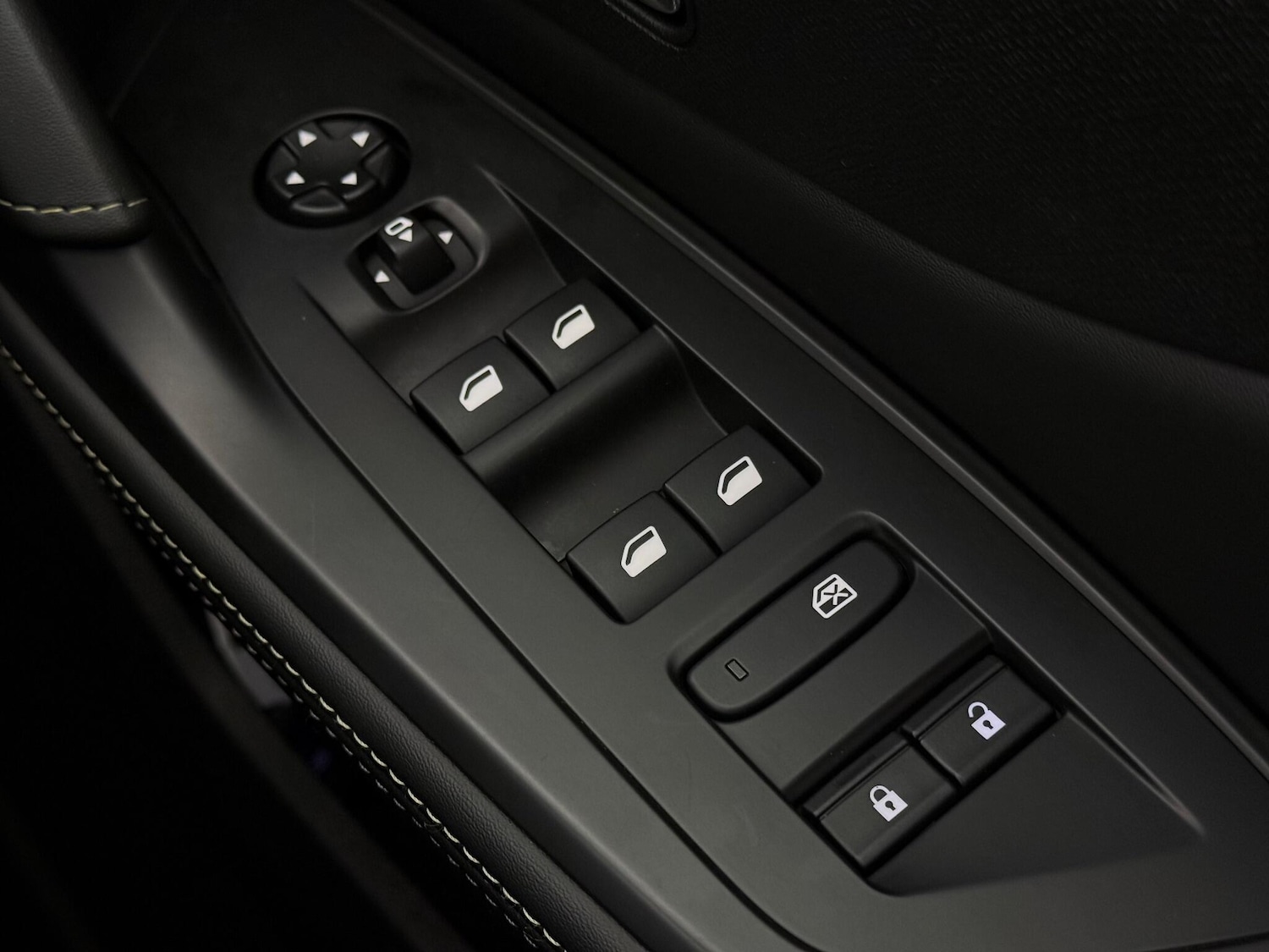 Used Peugeot 408 2024 for sale - 76936625: Photo 28