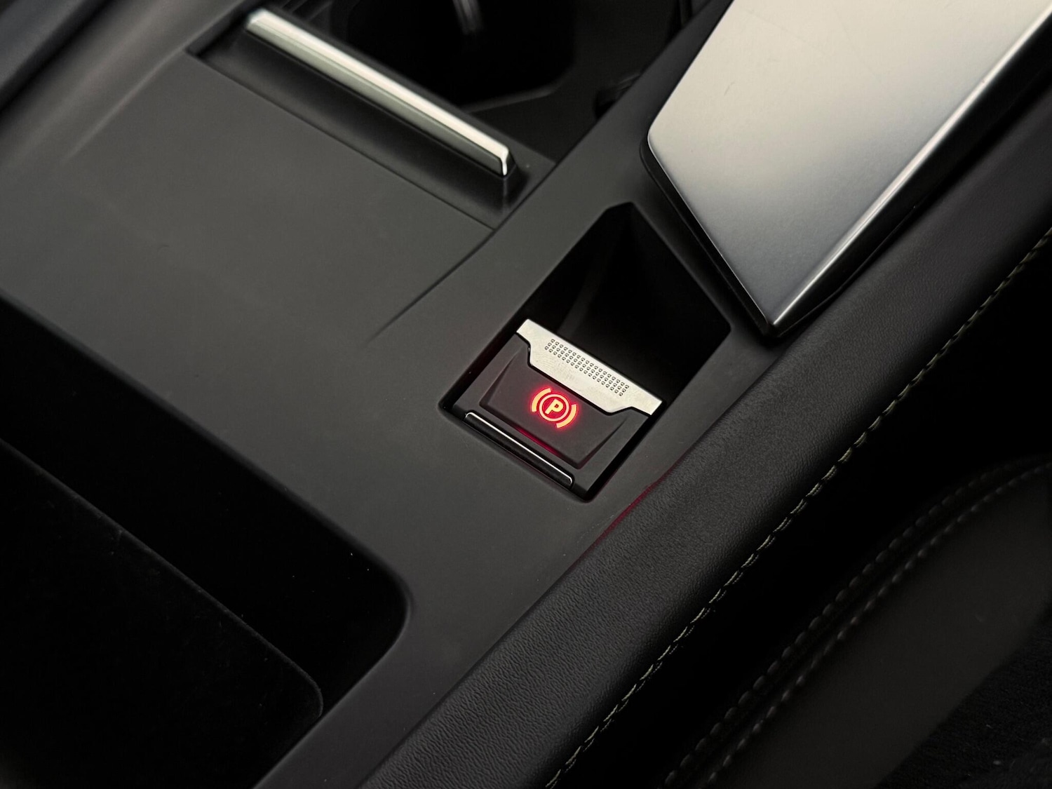 Used Peugeot 408 2024 for sale - 76936625: Photo 41