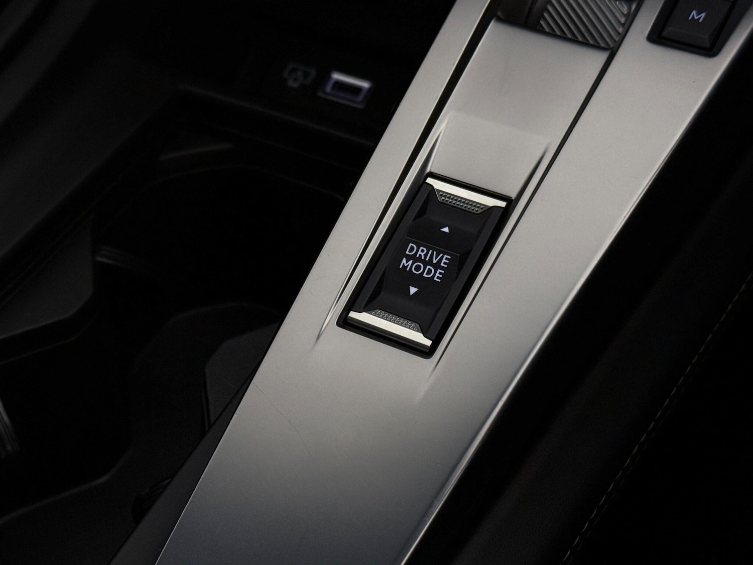 Used Peugeot 408 2024 for sale - 76936625: Photo 42