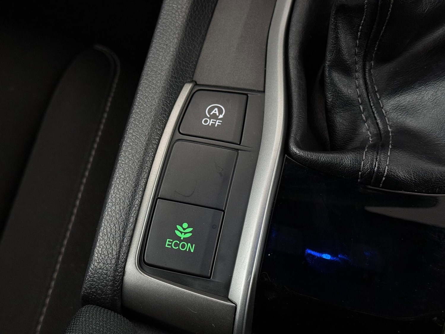 Used Honda Civic 2018 for sale - 77216769: Photo 32