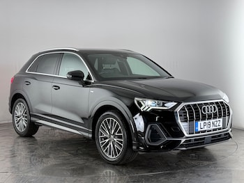 Used Audi Q3 2019 for sale - 76467009: Photo