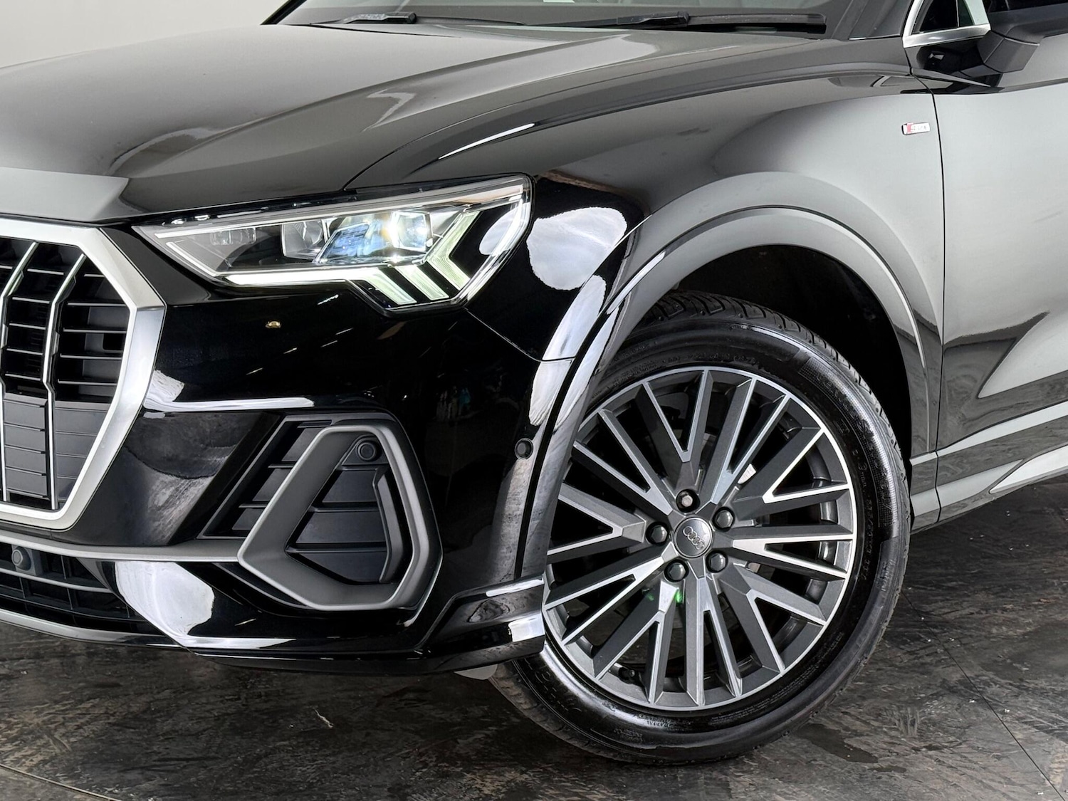 Used Audi Q3 2019 for sale - 76467009: Photo 47