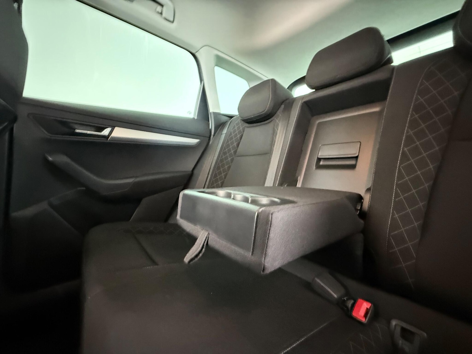 Used Skoda Karoq 2019 for sale - 77242998: Photo 15