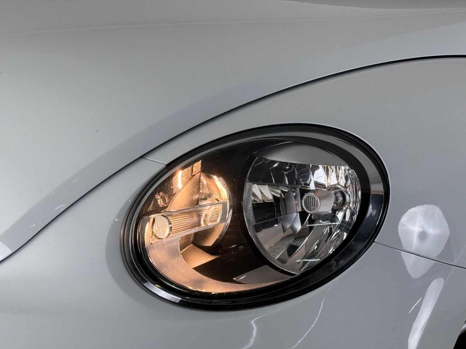 Used Volkswagen Beetle 2015 for sale - 77259848: Photo 14