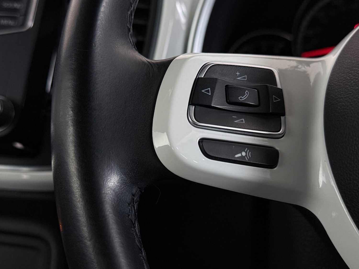 Used Volkswagen Beetle 2015 for sale - 77259848: Photo 23