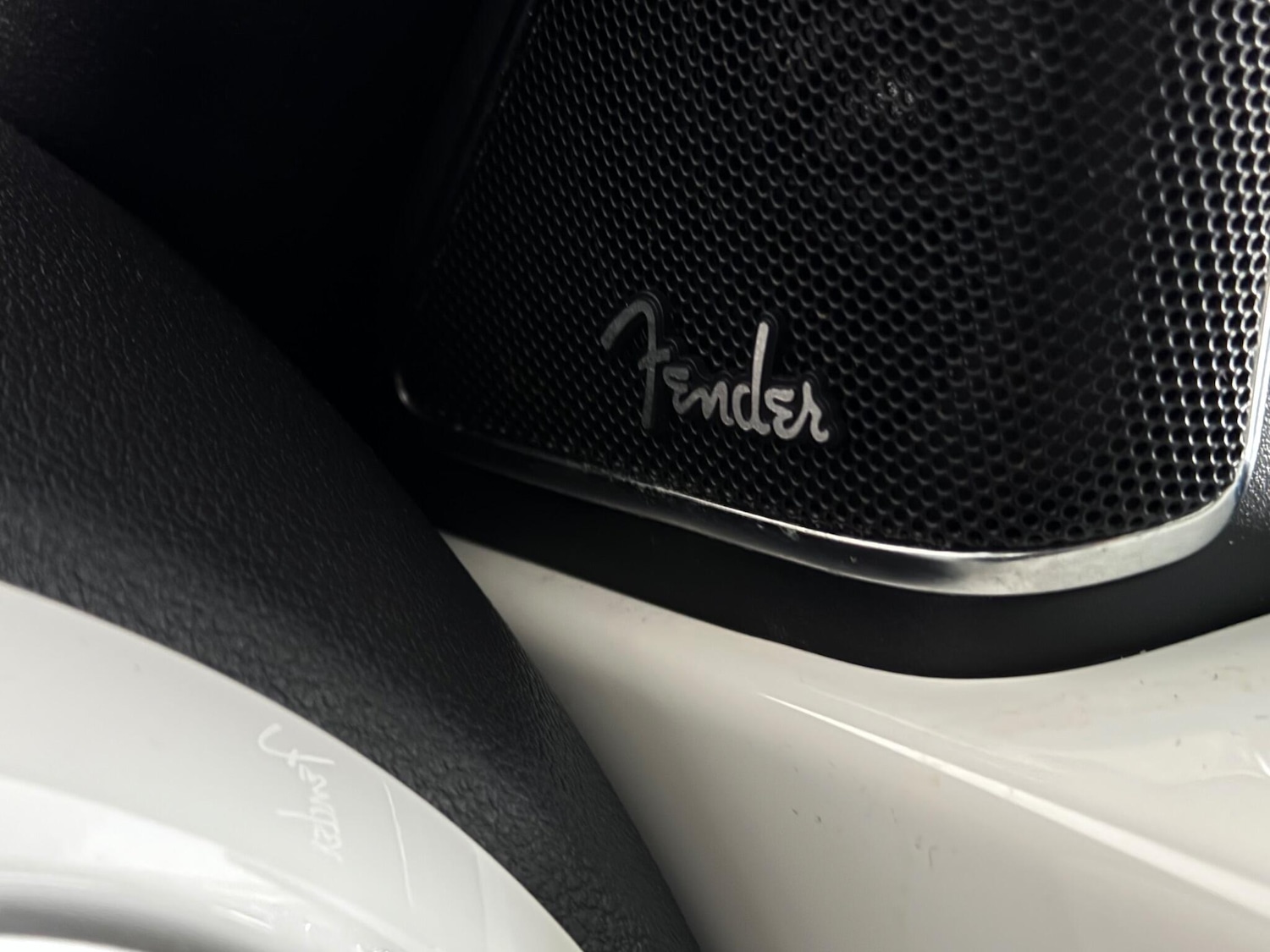 Used Volkswagen Beetle 2015 for sale - 77259848: Photo 35