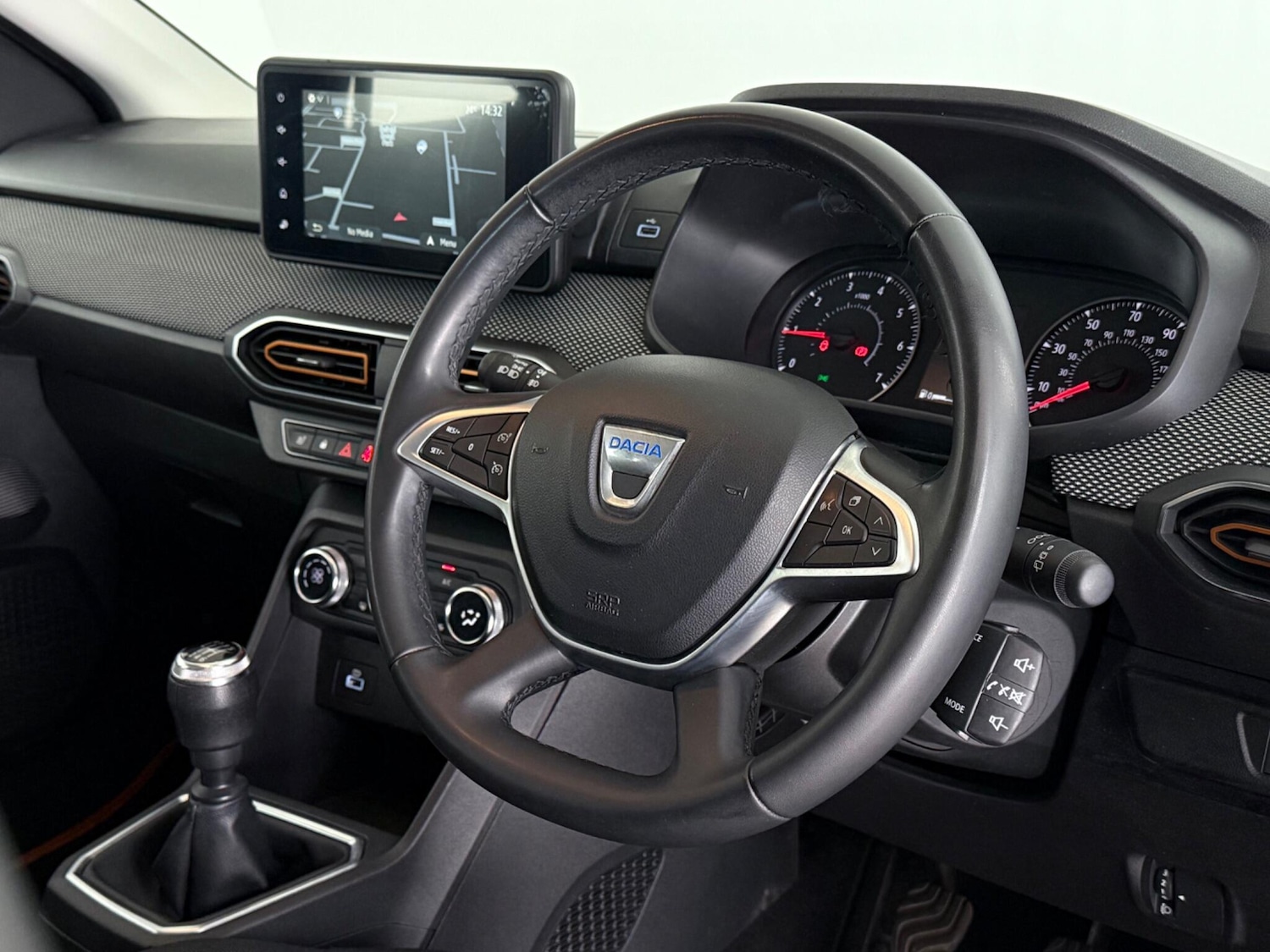 Used Dacia Sandero Stepway 2022 for sale - 77243987: Photo 18