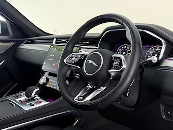 Used Jaguar F-Pace 2021 for sale - 78602139: Photo