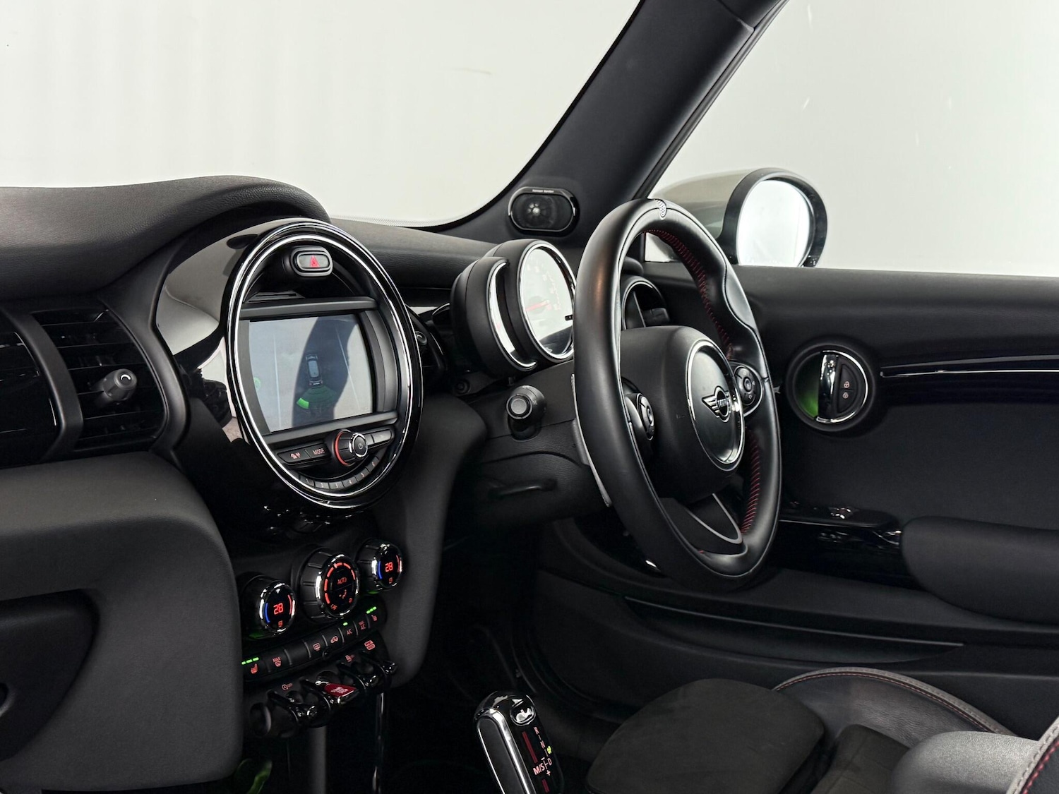 Used MINI Hatch 2020 for sale - 77260485: Photo 12