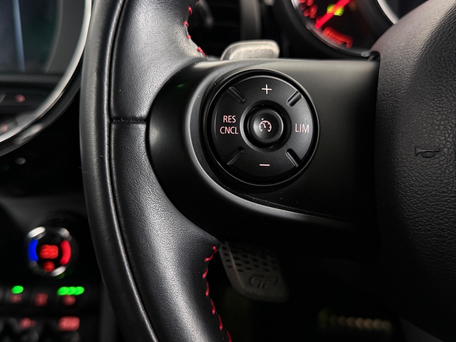 Used MINI Hatch 2020 for sale - 77260485: Photo 15