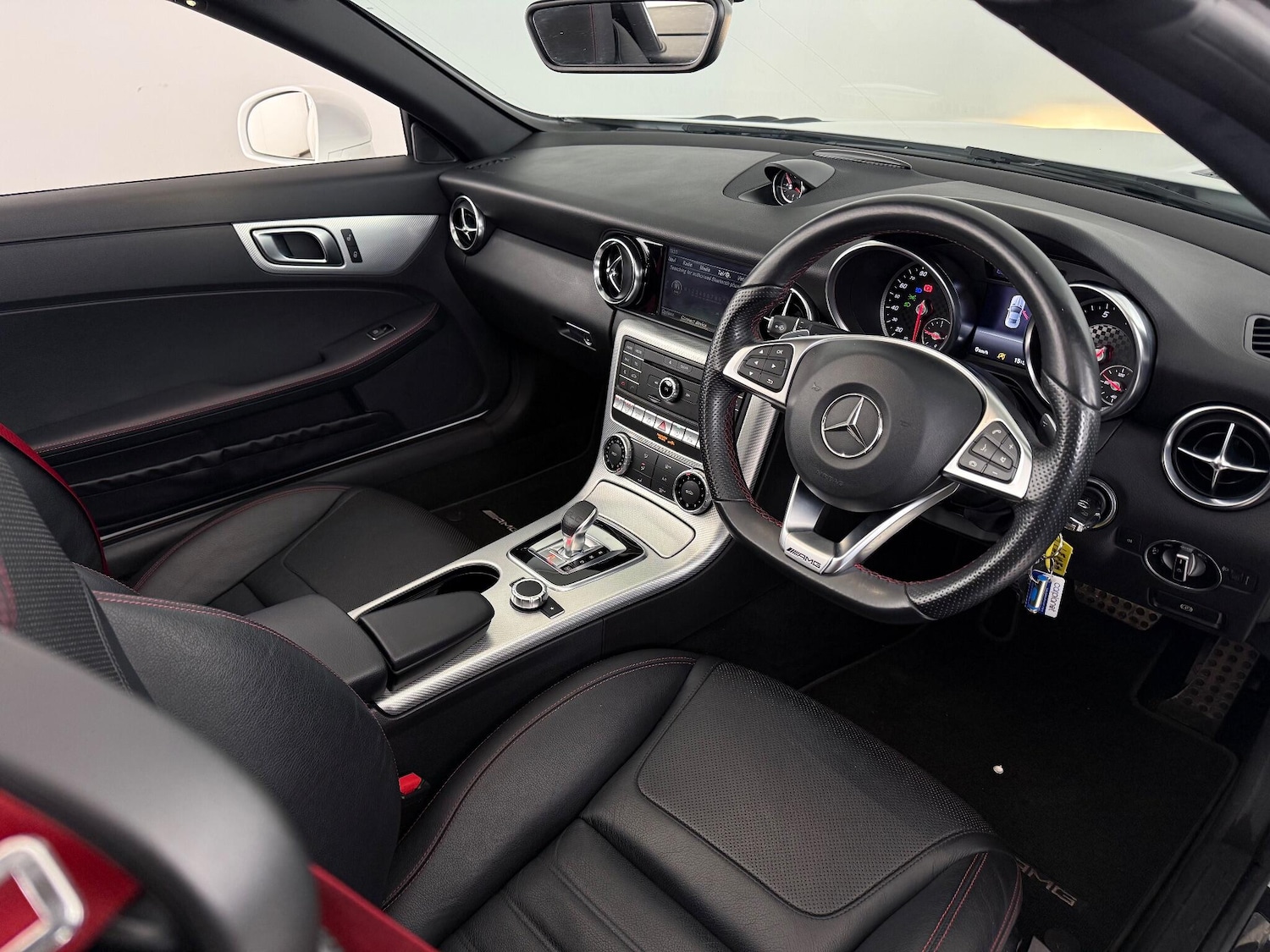 Used Mercedes-Benz SLC 2016 for sale - 77182431: Photo 16