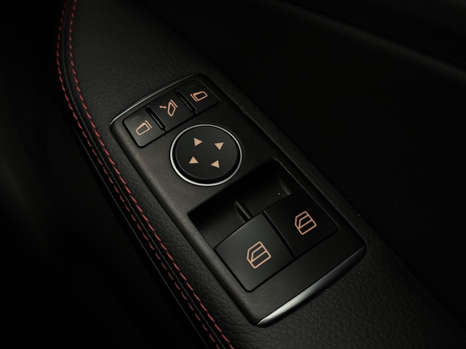 Used Mercedes-Benz SLC 2016 for sale - 77182431: Photo 26