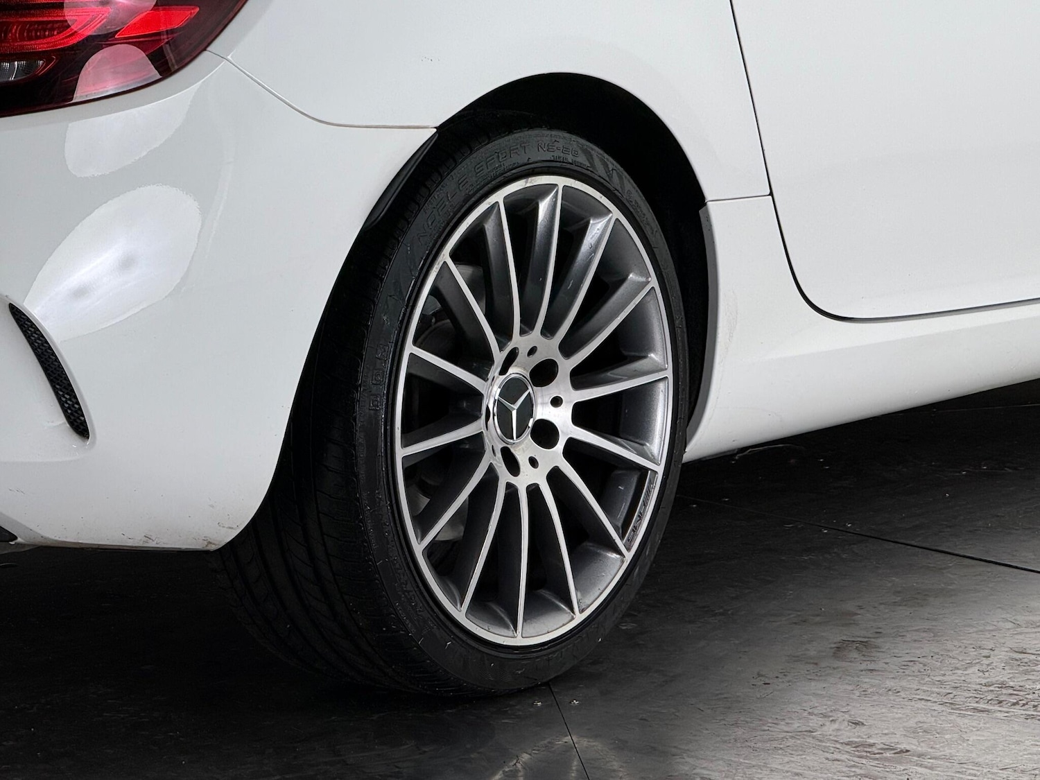 Used Mercedes-Benz SLC 2016 for sale - 77182431: Photo 9