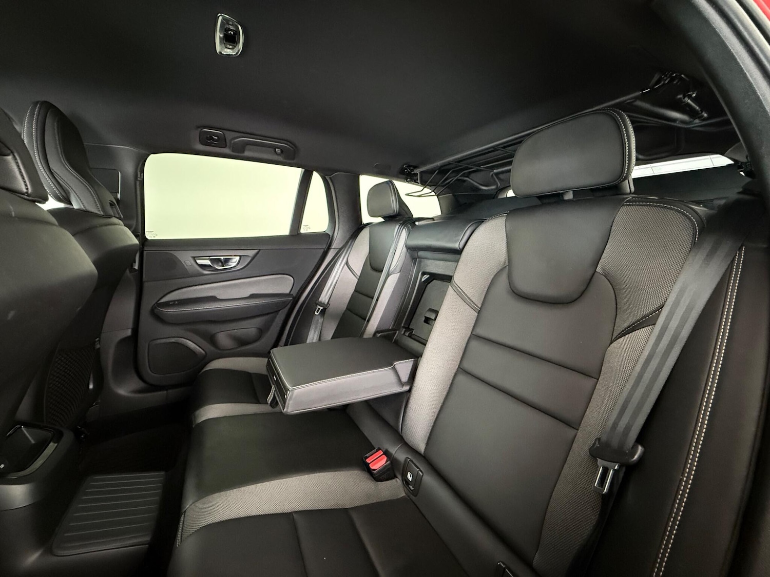 Used Volvo V60 2022 for sale - 77760543: Photo 12