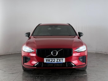 Used Volvo V60 2022 for sale - 77760543: Photo