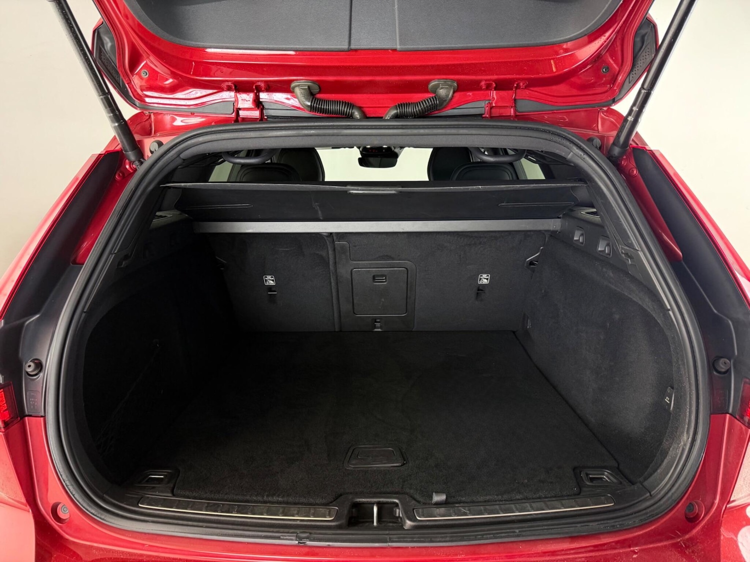 Used Volvo V60 2022 for sale - 77760543: Photo 7