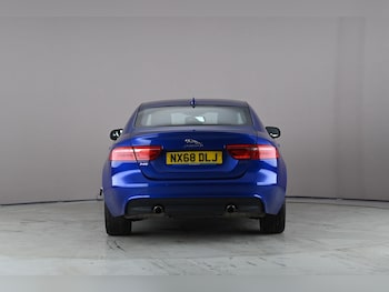 Used Jaguar XE 2018 for sale - 77909895: Photo