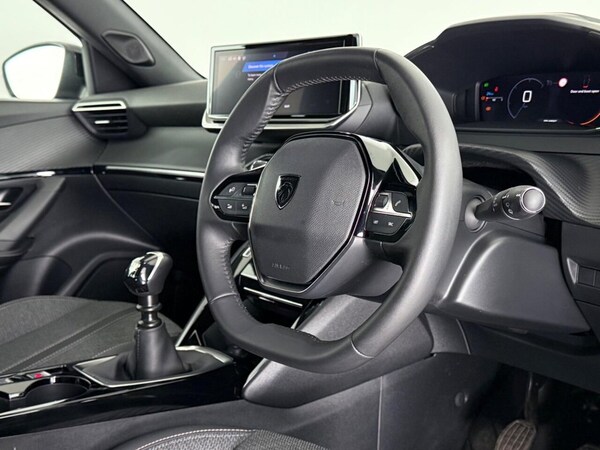 Used Peugeot 2008 2023 for sale - 74947331: Photo 14