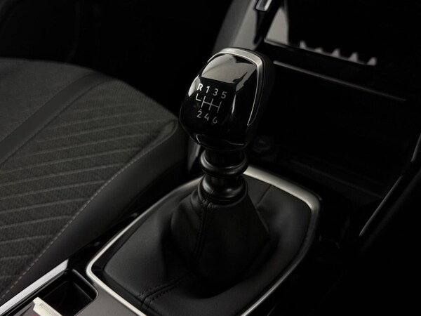 Used Peugeot 2008 2023 for sale - 74947331: Photo 43