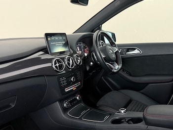 Used Mercedes-Benz B Class 2017 for sale - 79202700: Photo