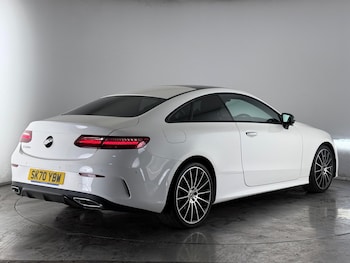 Used Mercedes-Benz E Class 2020 for sale - 76953064: Photo