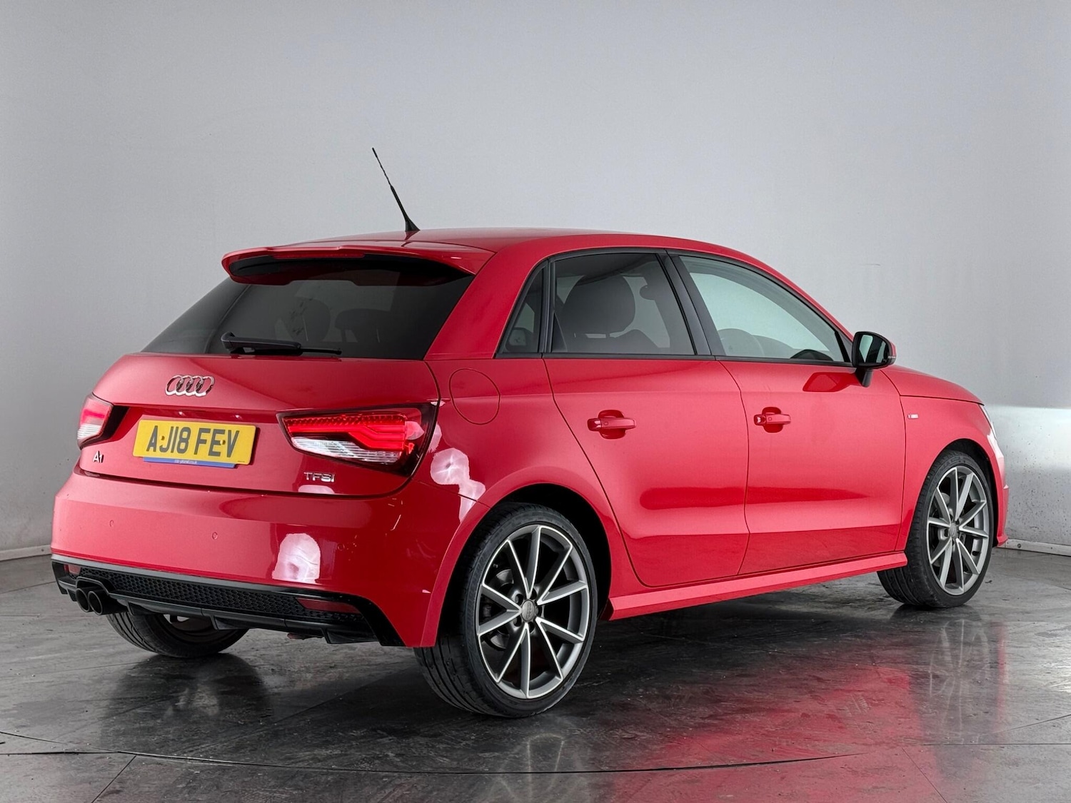 Used Audi A1 2018 for sale - 77497648: Photo 3