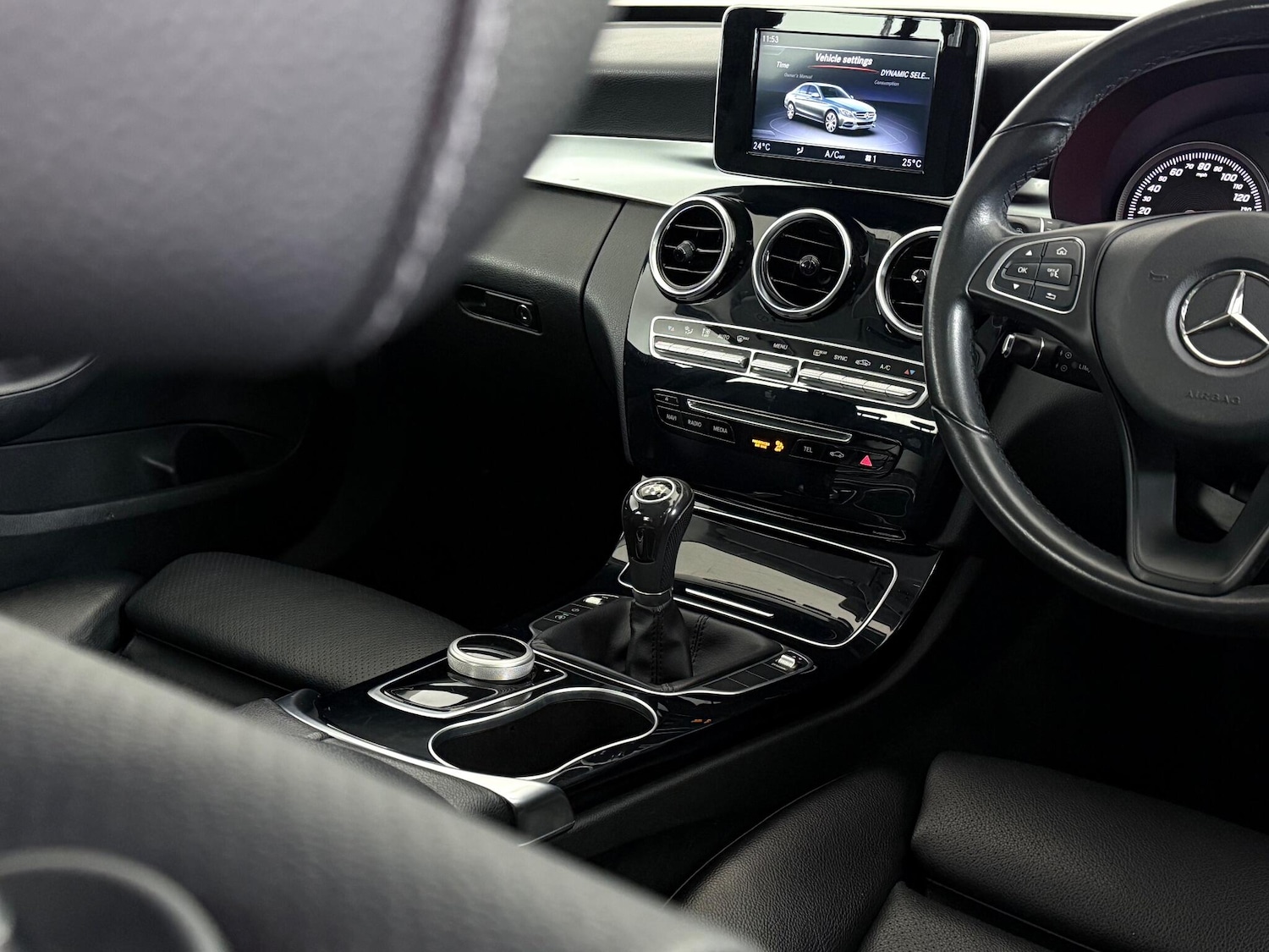 Used Mercedes-Benz C Class 2017 for sale - 77260463: Photo 27