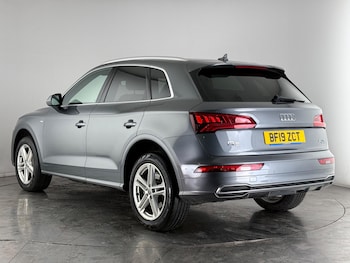 Used Audi Q5 2019 for sale - 77626434: Photo