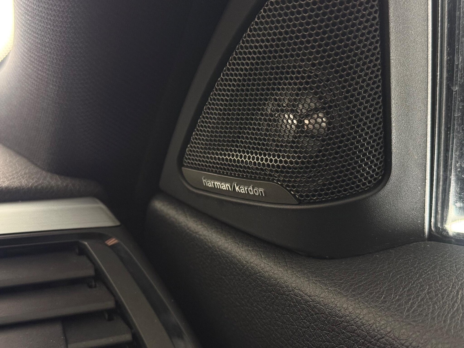 Used BMW 4 Series 2017 for sale - 76538515: Photo 41