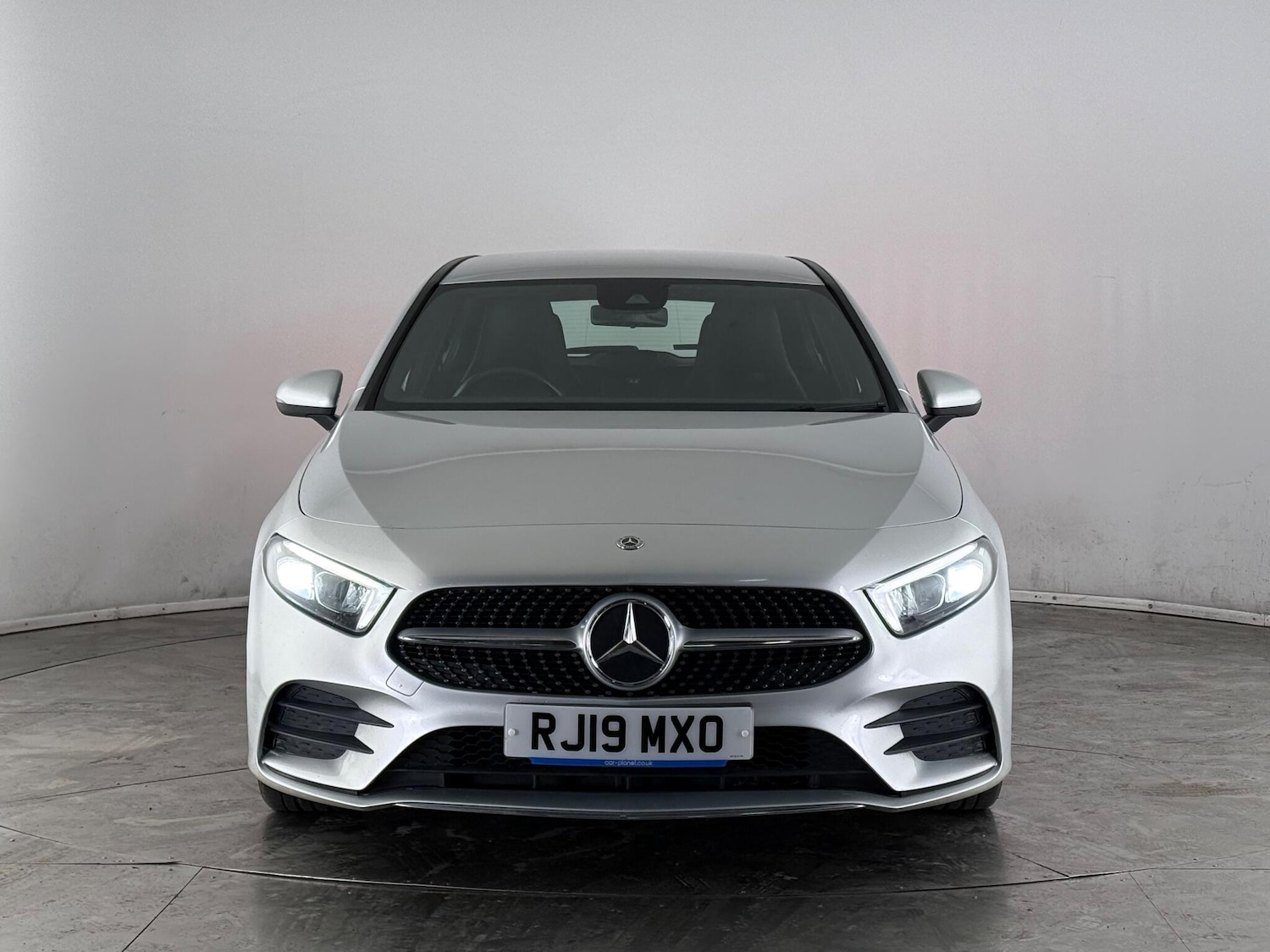 Used Mercedes-Benz A-Class 2019 for sale - 77260366: Photo 2