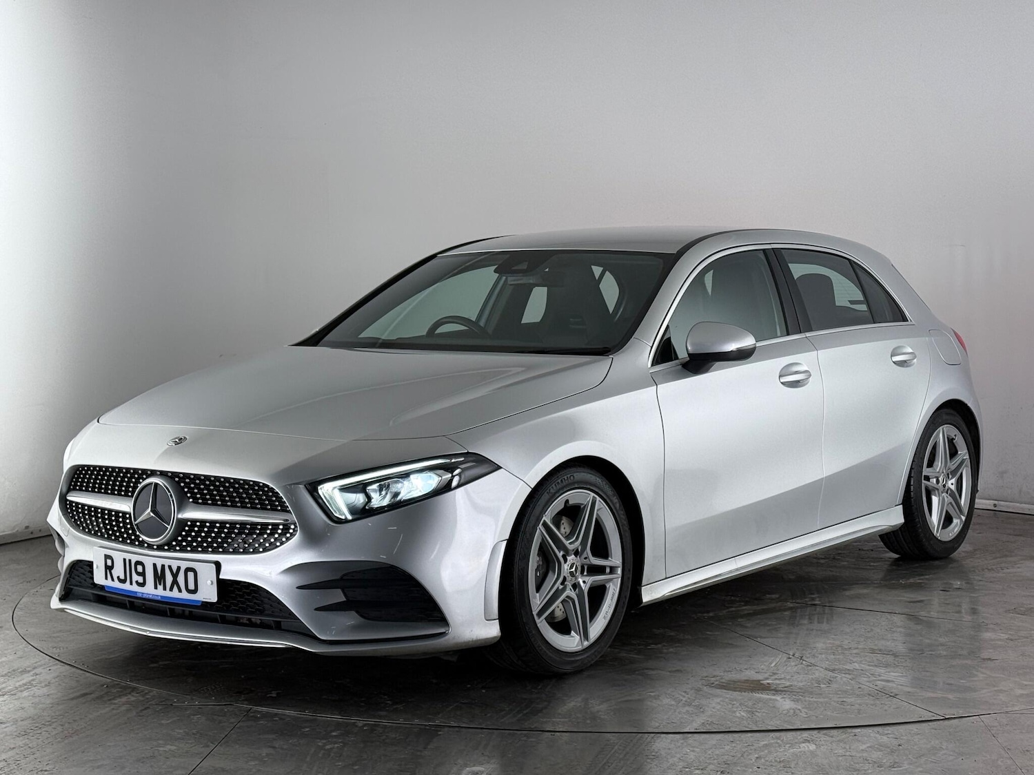 Used Mercedes-Benz A-Class 2019 for sale - 77260366: Photo 3