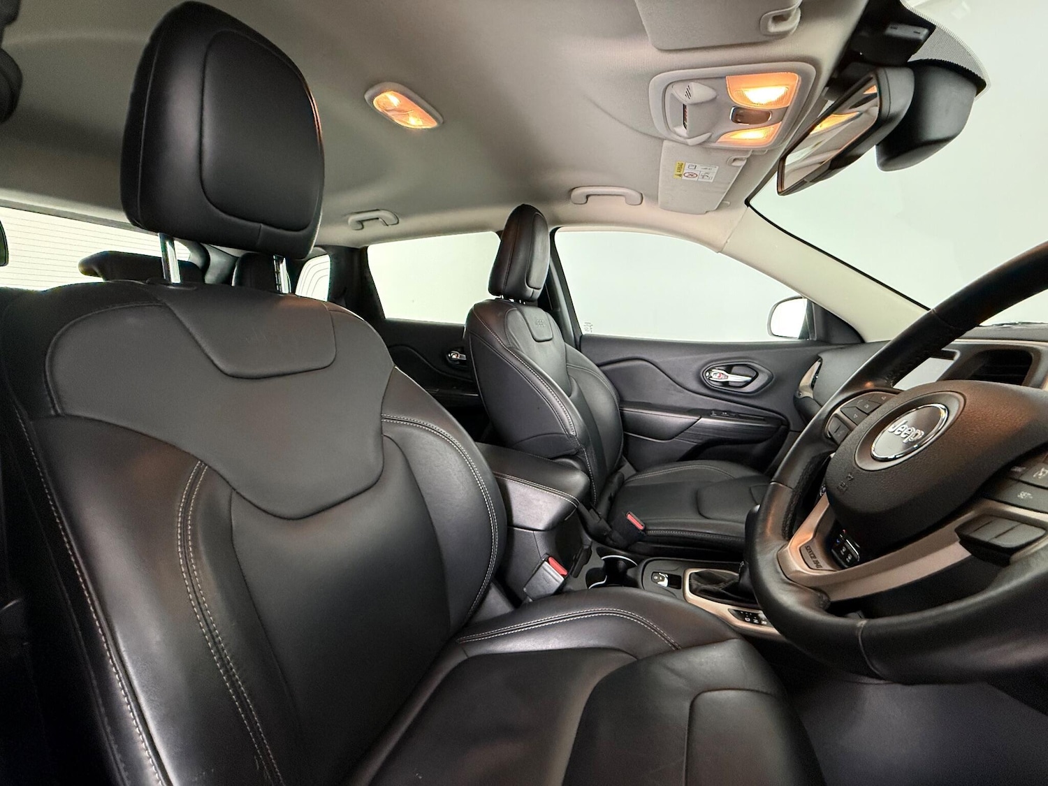 Used Jeep Cherokee 2016 for sale - 77684419: Photo 8