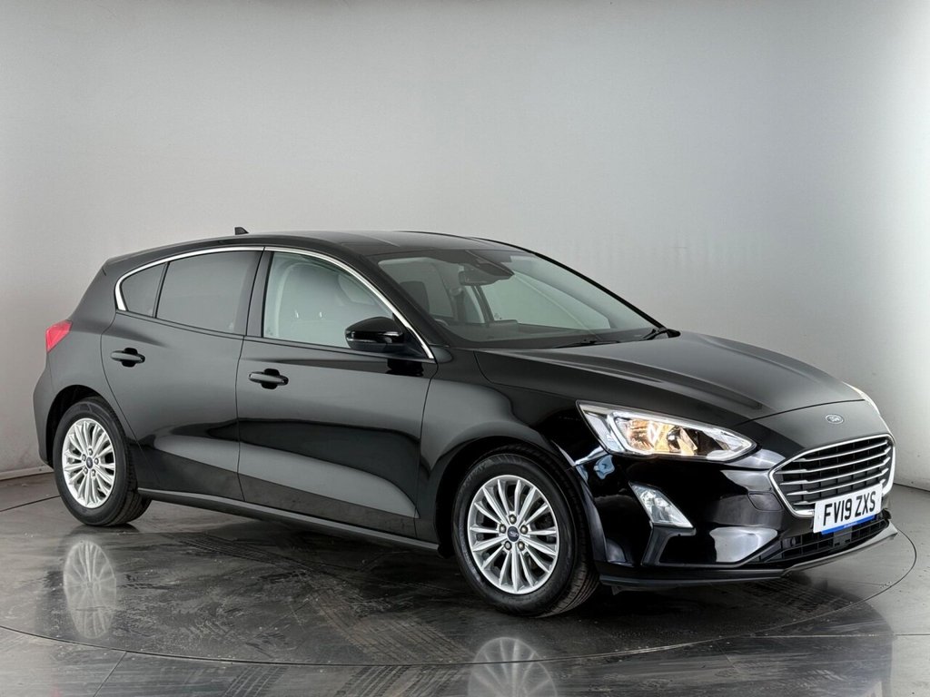 Used Ford Focus 2019 for sale - 76147579: Photo 1