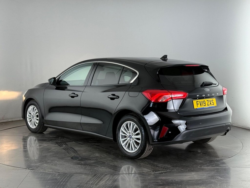 Used Ford Focus 2019 for sale - 76147579: Photo 4