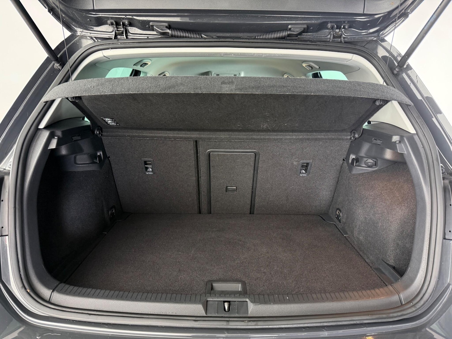 Used Volkswagen Golf 2017 for sale - 76752801: Photo 13