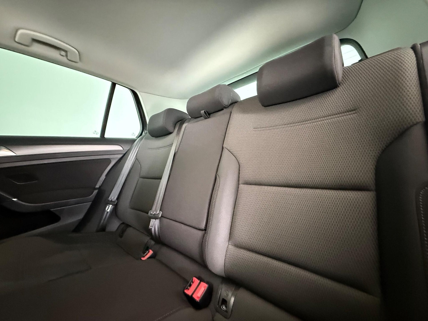 Used Volkswagen Golf 2017 for sale - 76752801: Photo 19